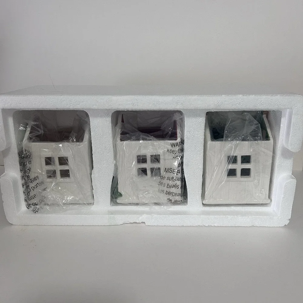 PartyLite Holiday Village Tealight Holder Trio Ceramic Christmas‎ Houses P93346 - Picture 7 of 7